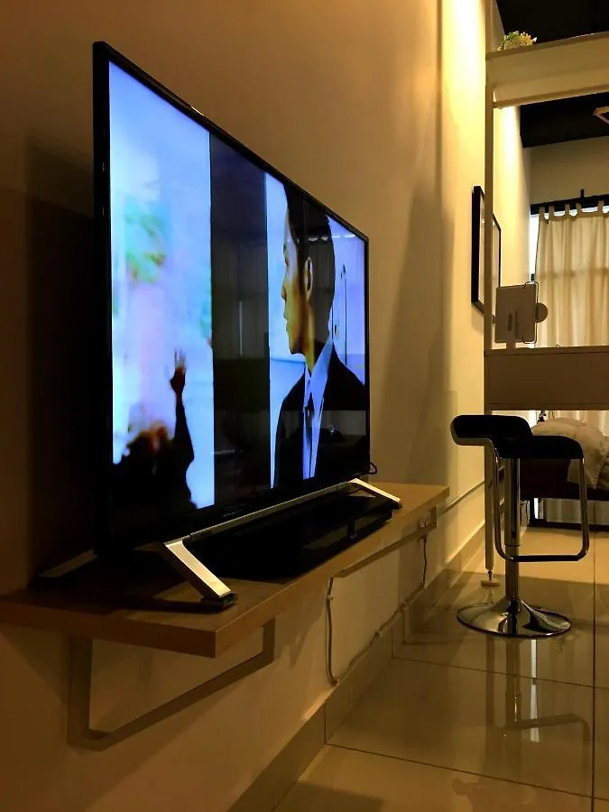 Апартаменты 7 Mins Klcc Next To Hospital Gleneagle Куала-Лумпур